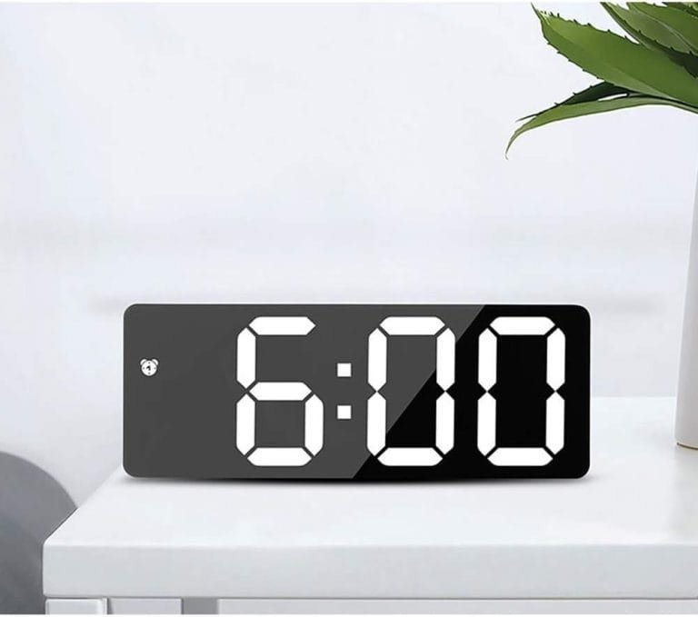 6351e4057983131854745de1-smart-digital-alarm-clocks-for-bedrooms.jpg